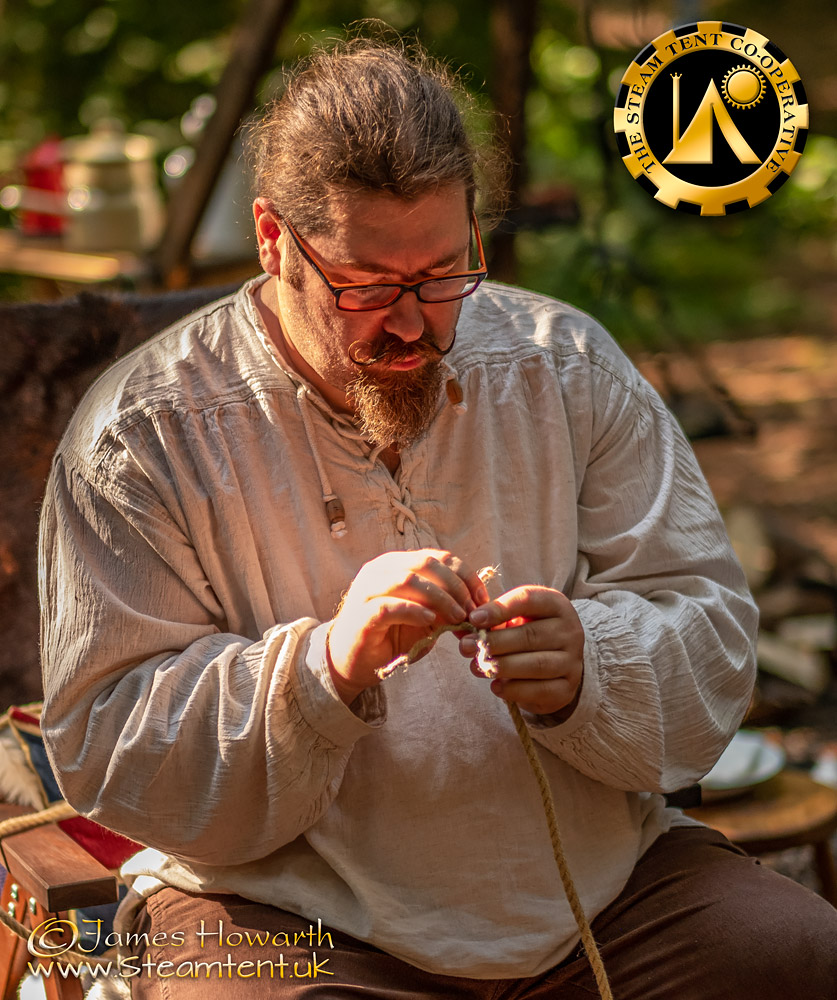Traditional Rope Working, Craft Camp at The Steam Tent Co-operative. � Gary Waidson - www.Steamtent.uk