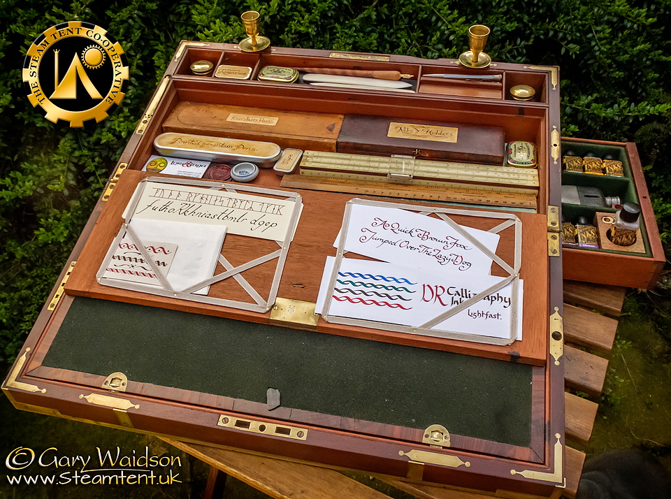 A Campaign Writing Slope made by Thomas Handford's of London  -  The Steam Tent Co-operative.  Gary Waidson - www.Steamtent.uk
